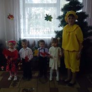 Осінь - чарівна пора, її любить дітвора! Осінь - чарівна пора, її любить дітвора!