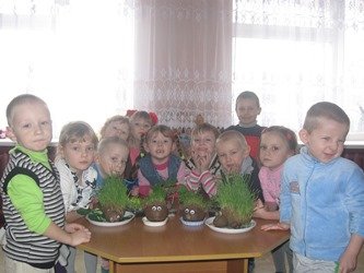 Нове та незвідане тих малят чекає, Хто на підвіконні власну грядку має! Нове та незвідане тих малят чекає, Хто на підвіконні власну грядку має!