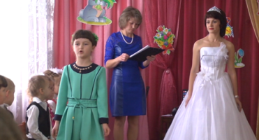 8 Березня - це свято всіх жінок! 8 Березня - це свято всіх жінок!